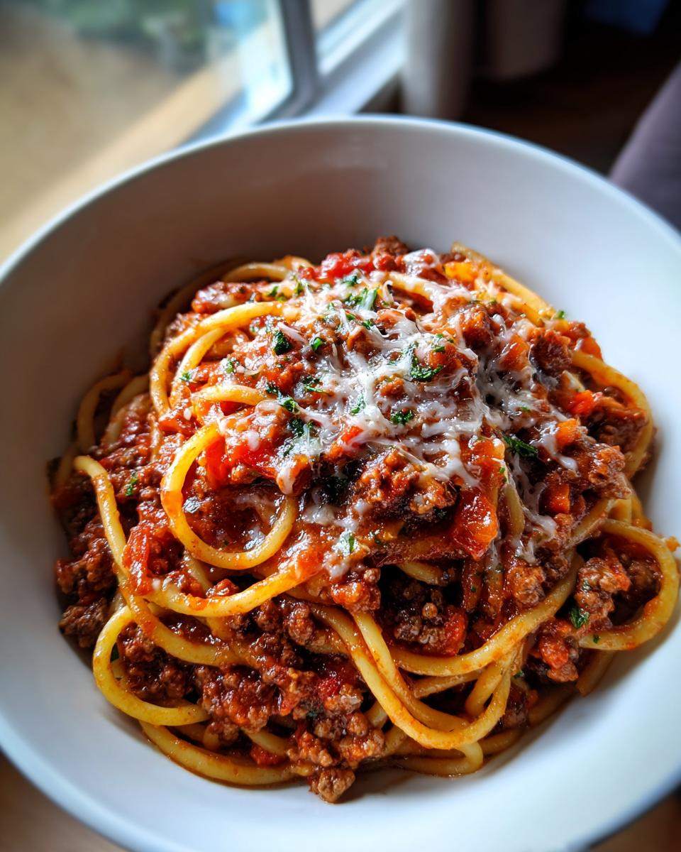 one pot pasta bolognese - detail 2