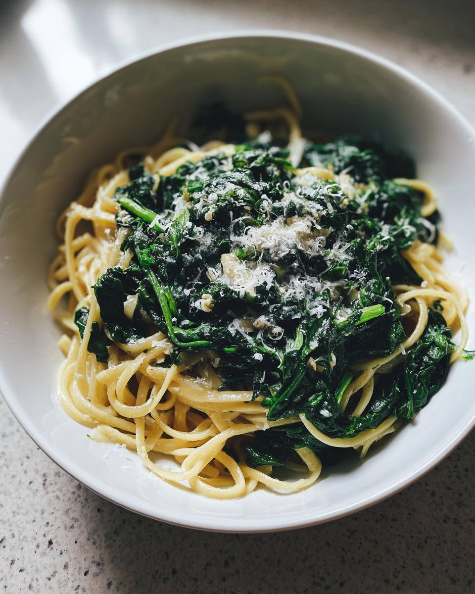 quick spinach pasta - detail 3
